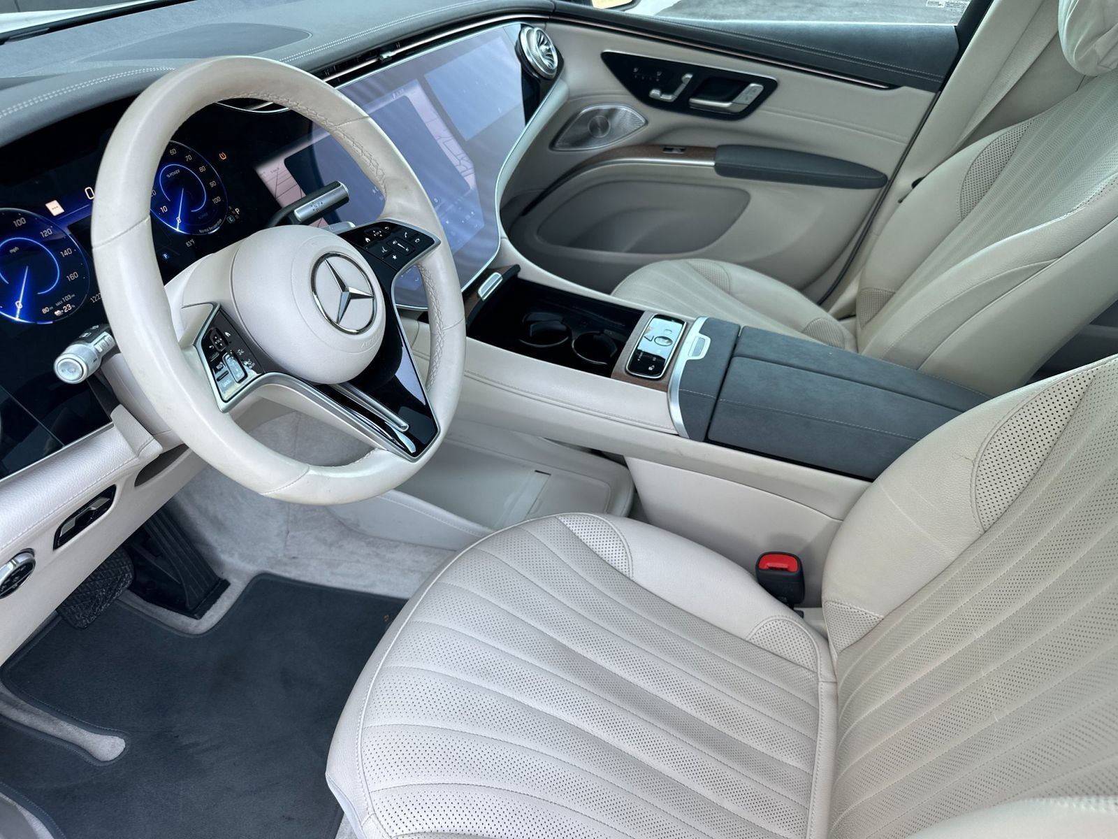 Certified 2024 Mercedes-Benz EQS 450+ SUV image 11