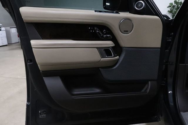 Used 2019 Land Rover Range Rover HSE image 9