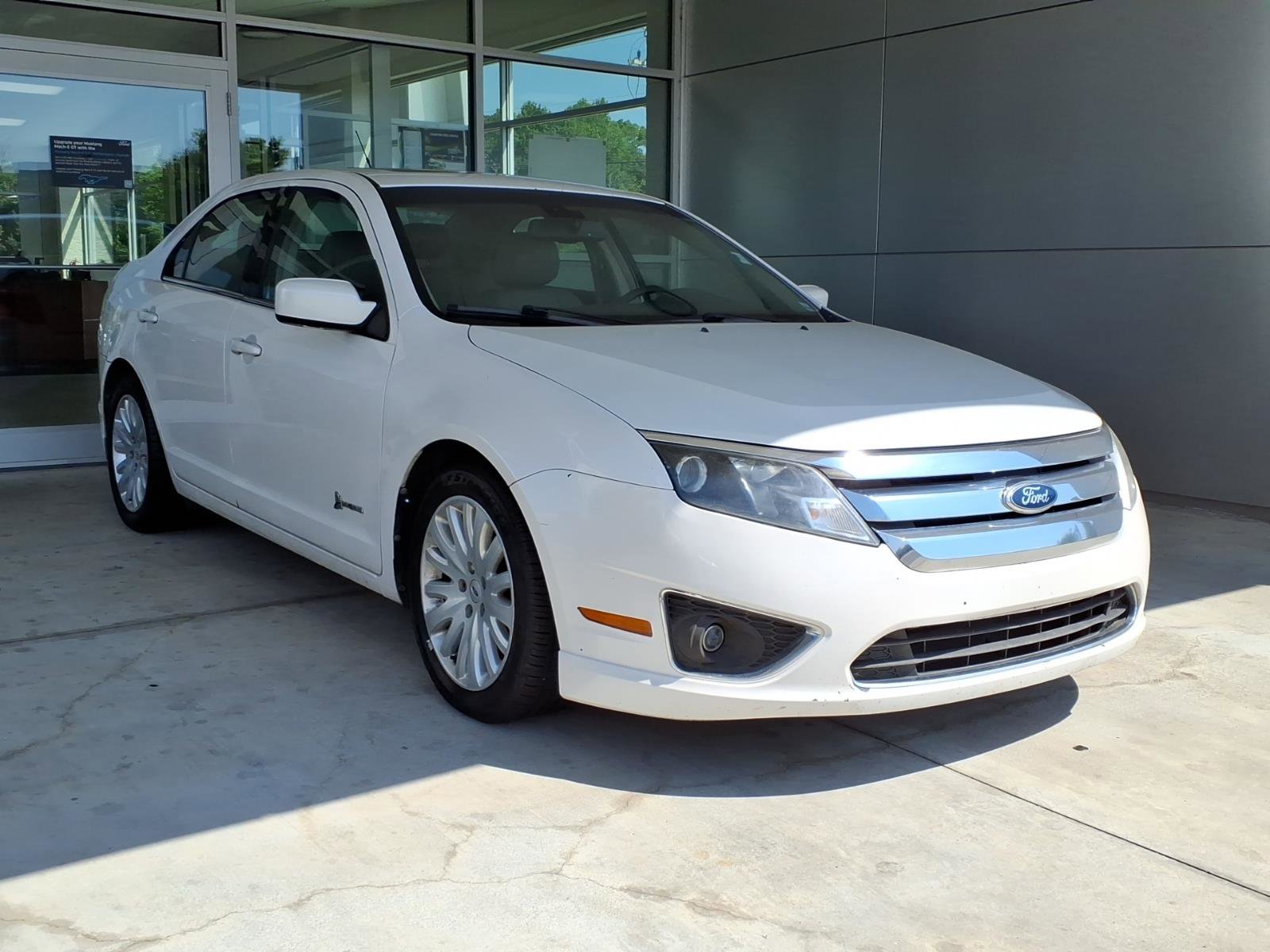 Used 2012 Ford Fusion Hybrid FWD image 1