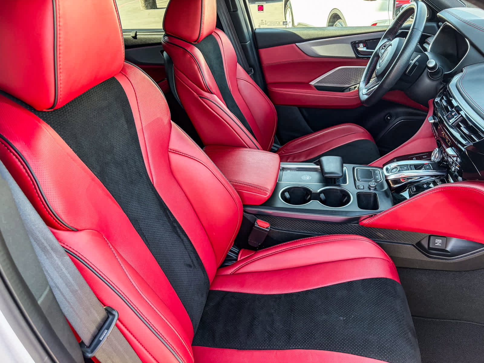 Used 2024 Acura MDX A-Spec image 15