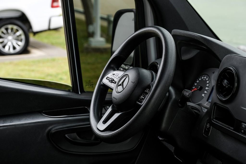 Used 2020 Mercedes-Benz Sprinter 2500 w/ Driver Convenience Package image 11