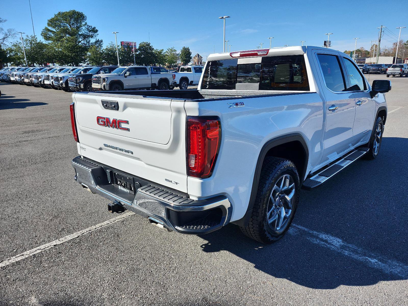 Certified 2024 GMC Sierra 1500 SLT w/ SLT Premium Plus Package image 3
