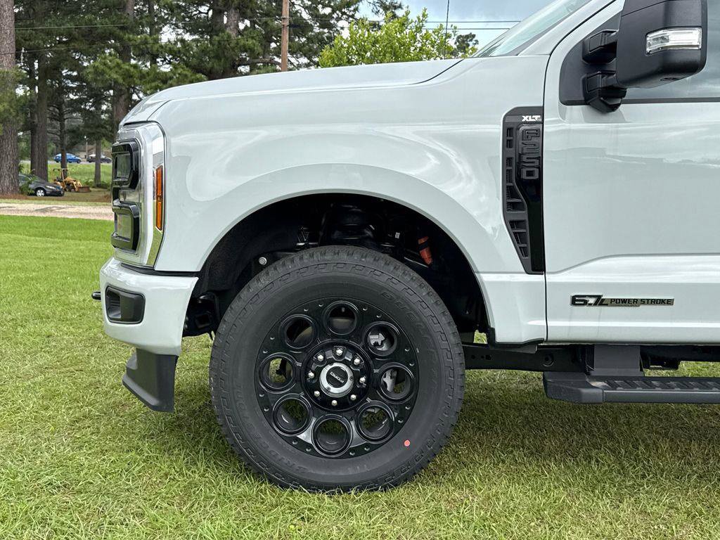 New 2026 Ford F250 XLT w/ XLT Premium Package AWD/4WD image 55