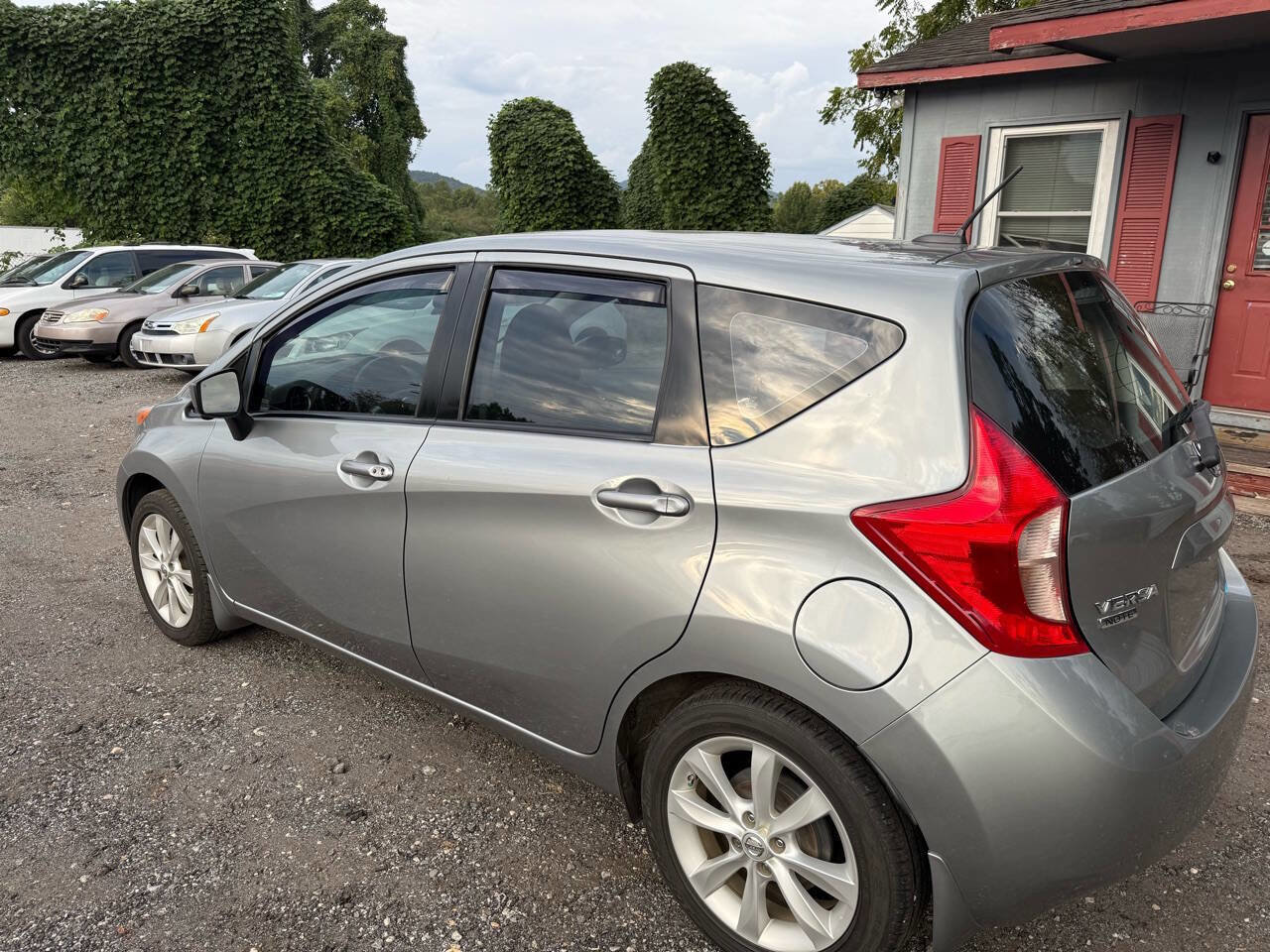 Used 2015 Nissan Versa Note image 27