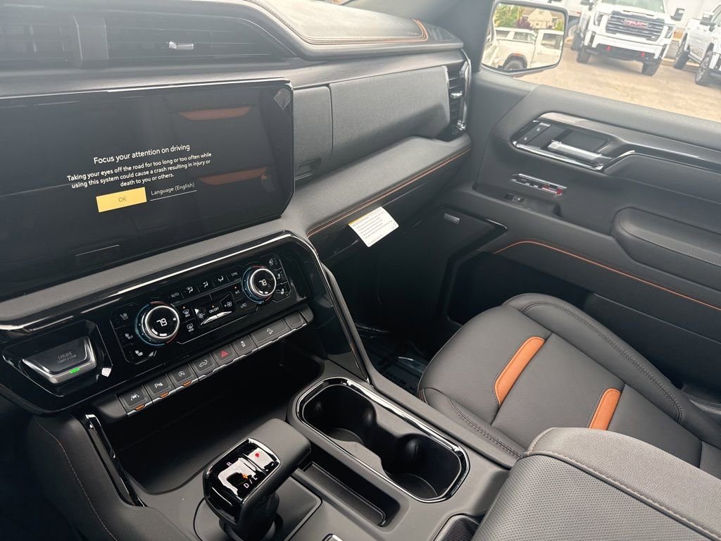 New 2026 GMC Sierra 1500 AT4 w/ AT4 Premium Package AWD/4WD image 13