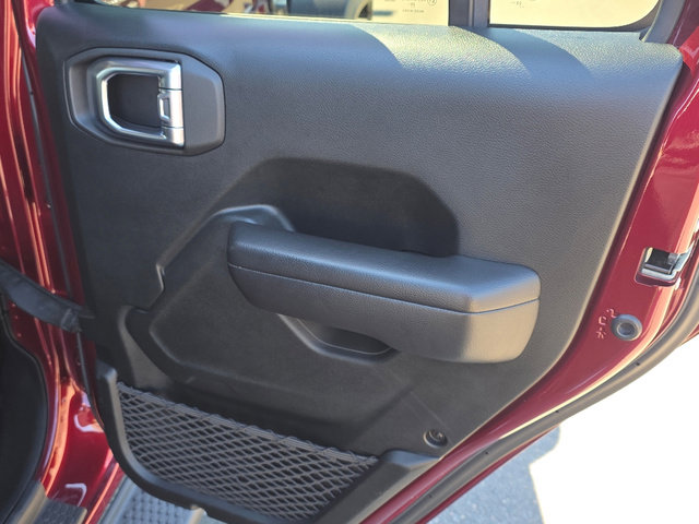 Used 2021 Jeep Wrangler Unlimited Willys image 19
