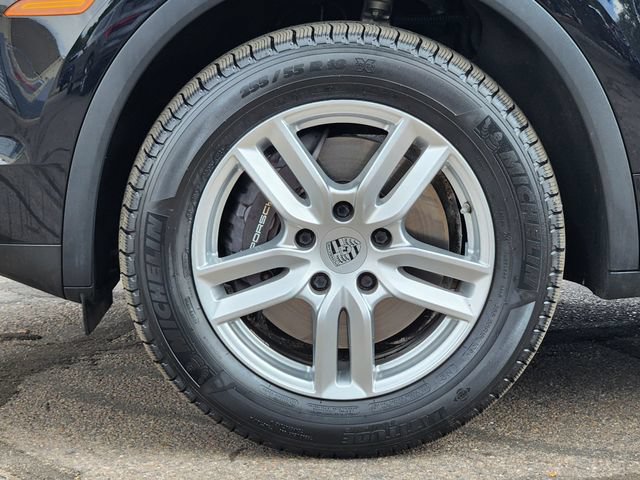 Used 2016 Porsche Cayenne AWD/4WD image 9