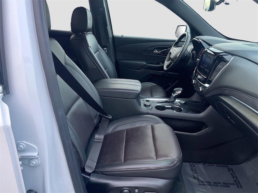 Used 2023 Chevrolet Traverse High Country image 31