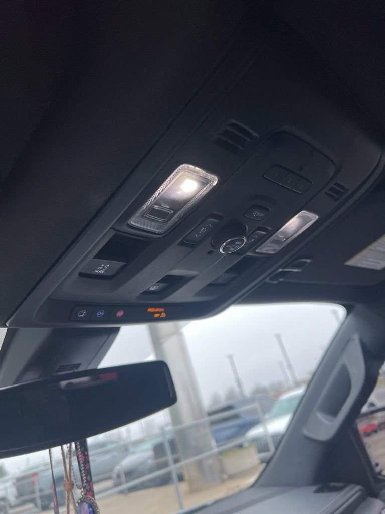 Used 2021 GMC Yukon AT4 w/ AT4 Premium Plus Package image 20