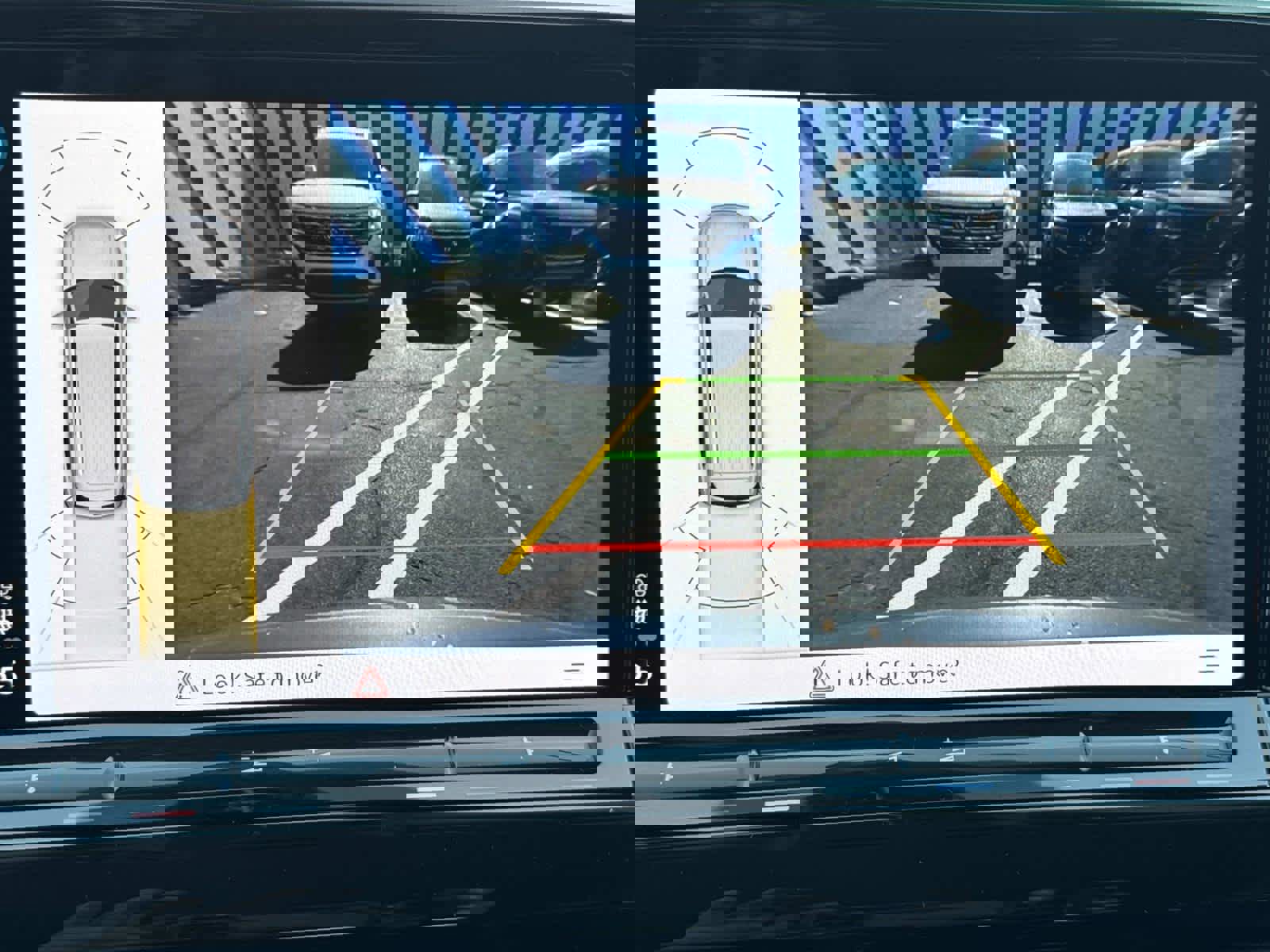 Used 2024 Volkswagen Atlas SE image 25