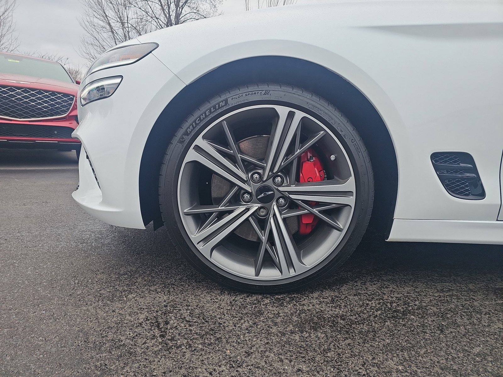 Used 2025 Genesis G70 3.3T Advanced image 10