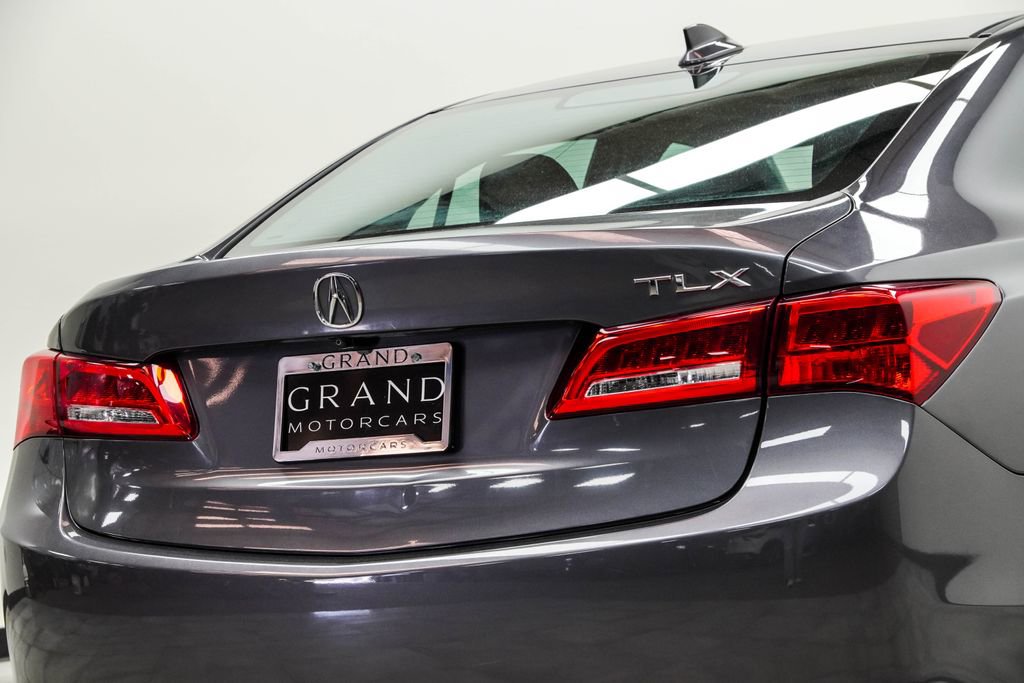 Used 2018 Acura TLX FWD image 13