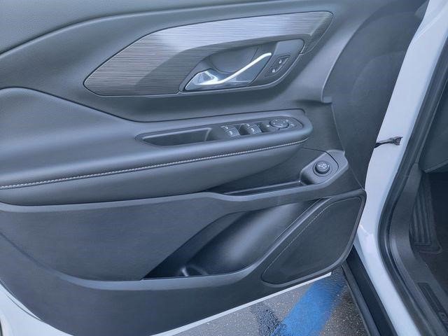 Certified 2023 GMC Terrain SLE w/ Driver Convenience Package image 7
