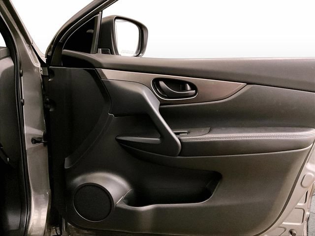 Used 2021 Nissan Rogue Sport S AWD/4WD image 23