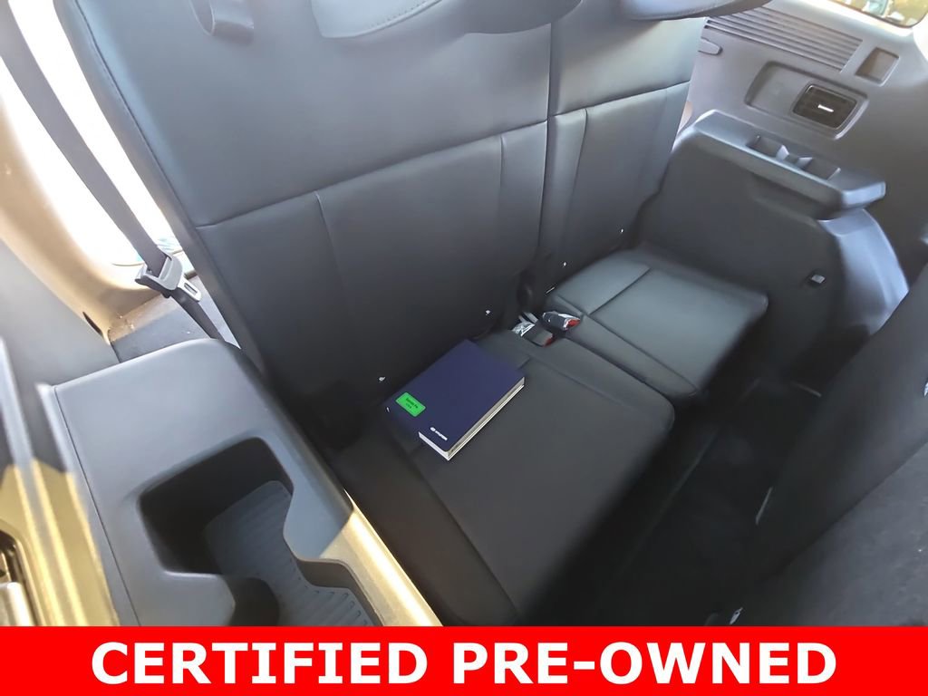 Used 2025 Hyundai Santa Fe SEL FWD image 13