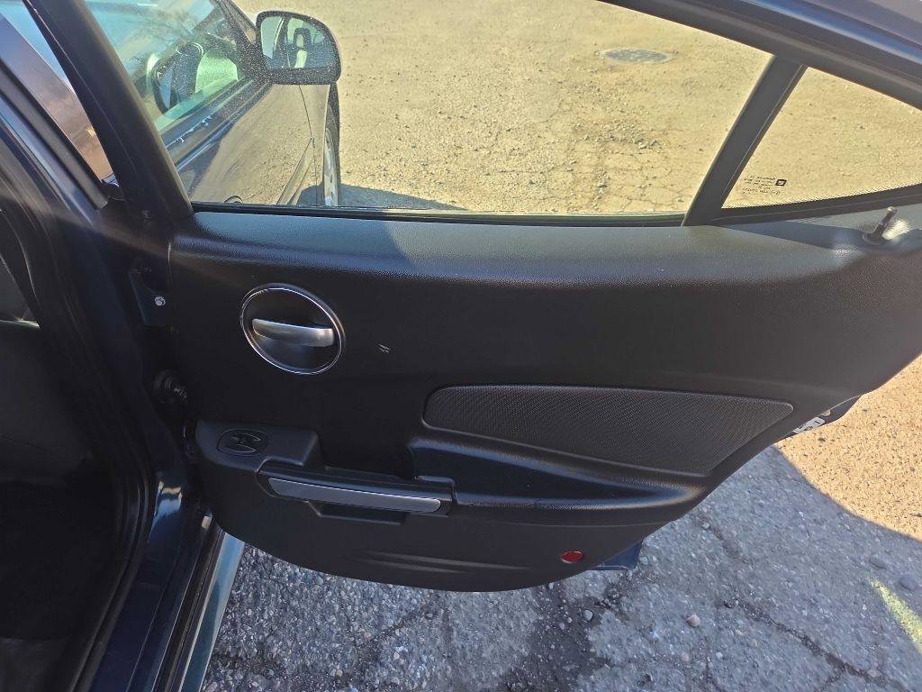 Used 2006 Pontiac Grand Prix w/ Preferred Package image 16