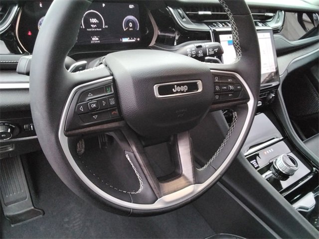 Used 2023 Jeep Grand Cherokee L Limited w/ Luxury Tech Group II image 26