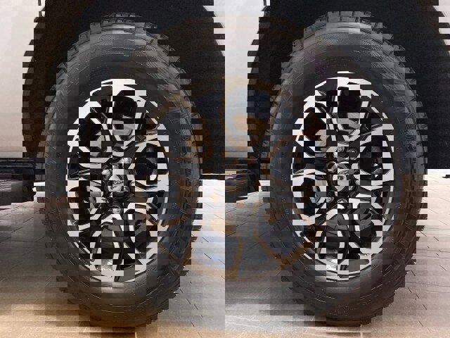 Used 2023 Ford Expedition Max XLT image 27