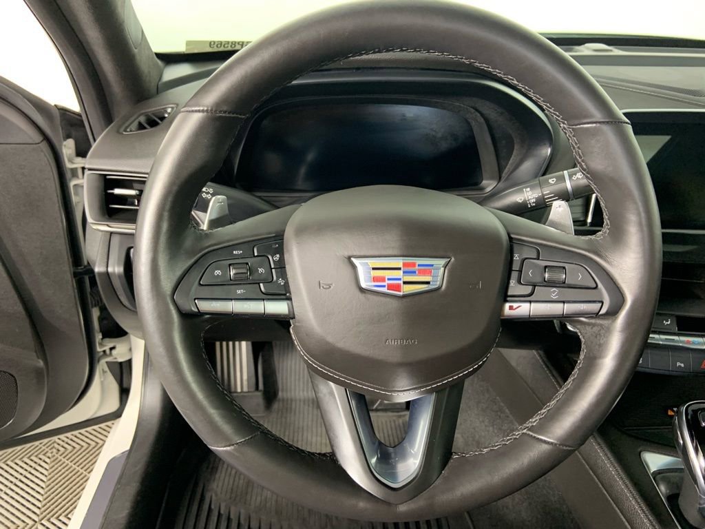 Used 2022 Cadillac CT4 V w/ Technology Package image 29