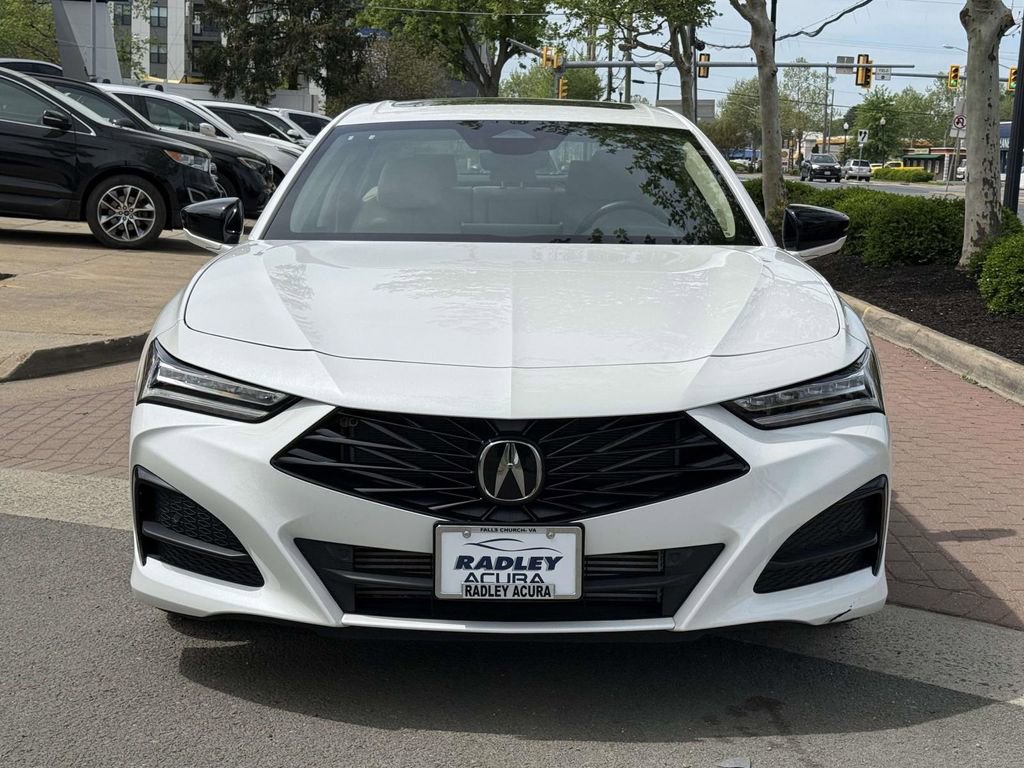 Used 2025 Acura TLX w/ Technology Package image 2
