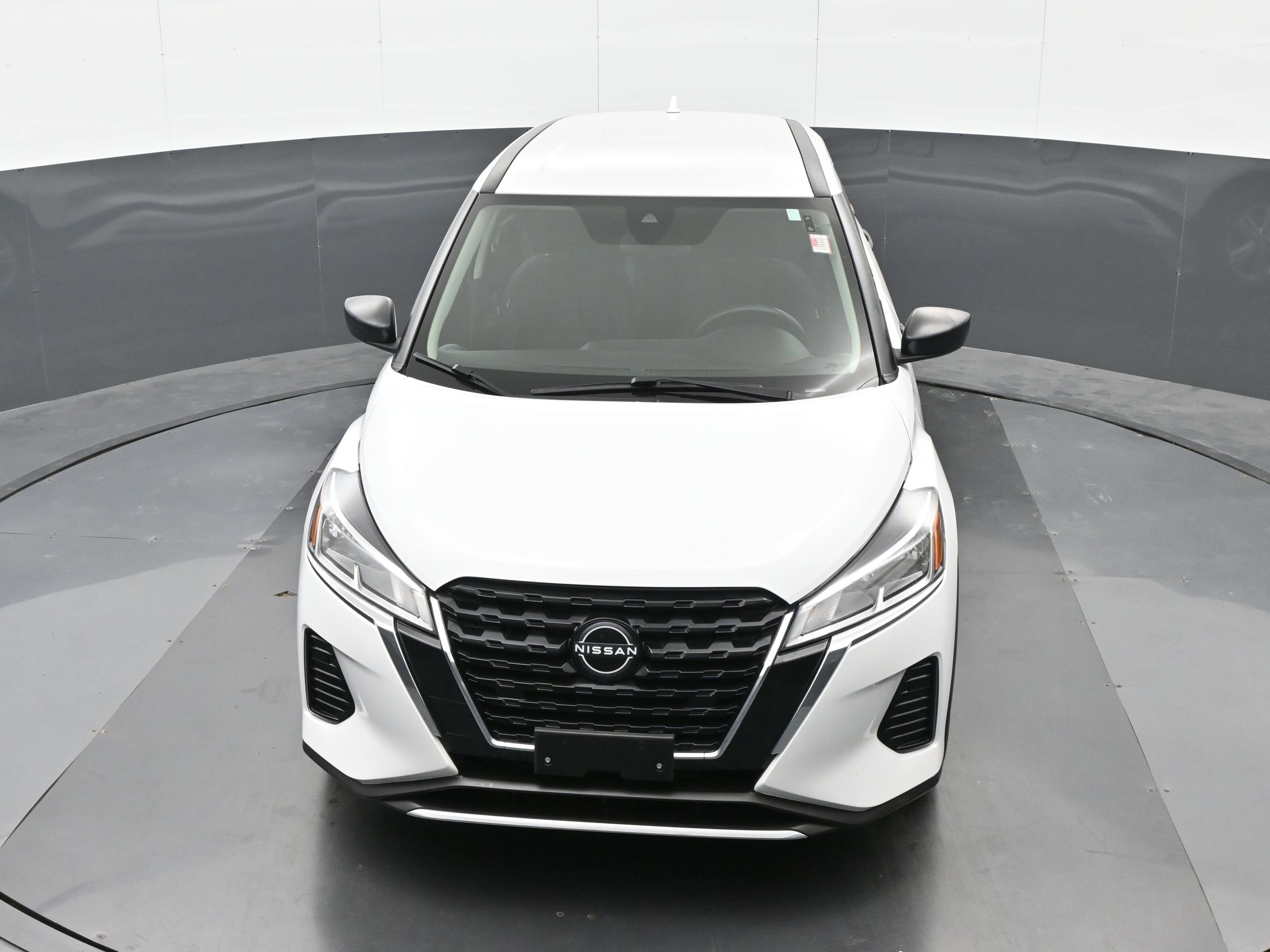 Used 2022 Nissan Kicks S FWD image 34