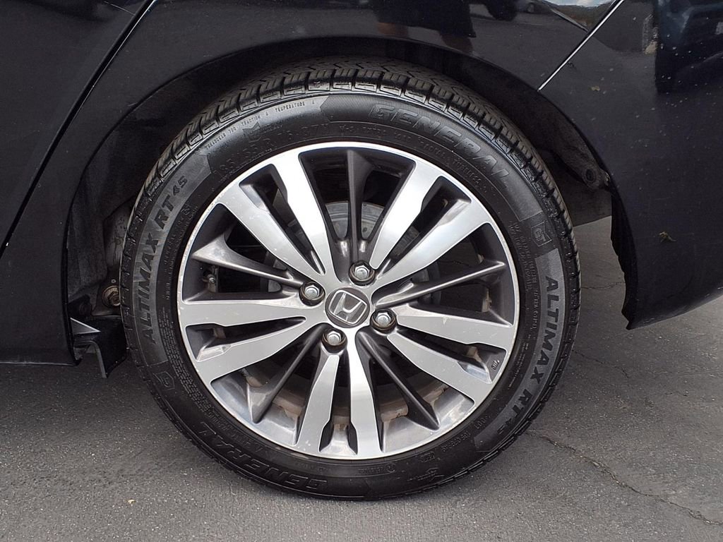 Used 2015 Honda Fit EX image 4