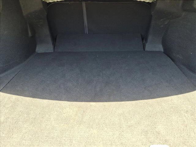 Used 2021 Toyota Avalon XLE FWD image 3