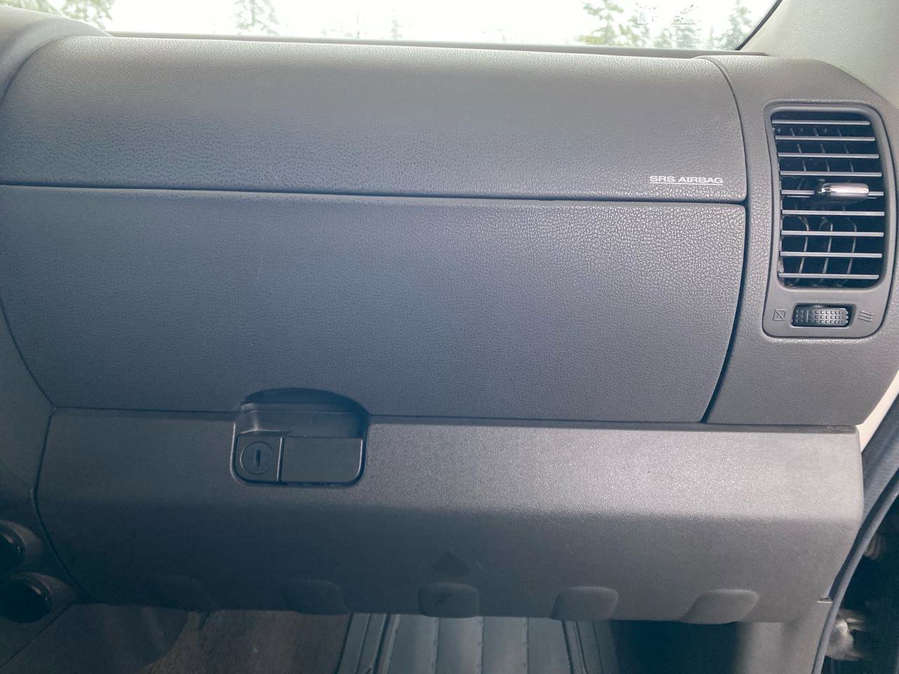 Used 2009 Nissan Pathfinder S RWD image 25
