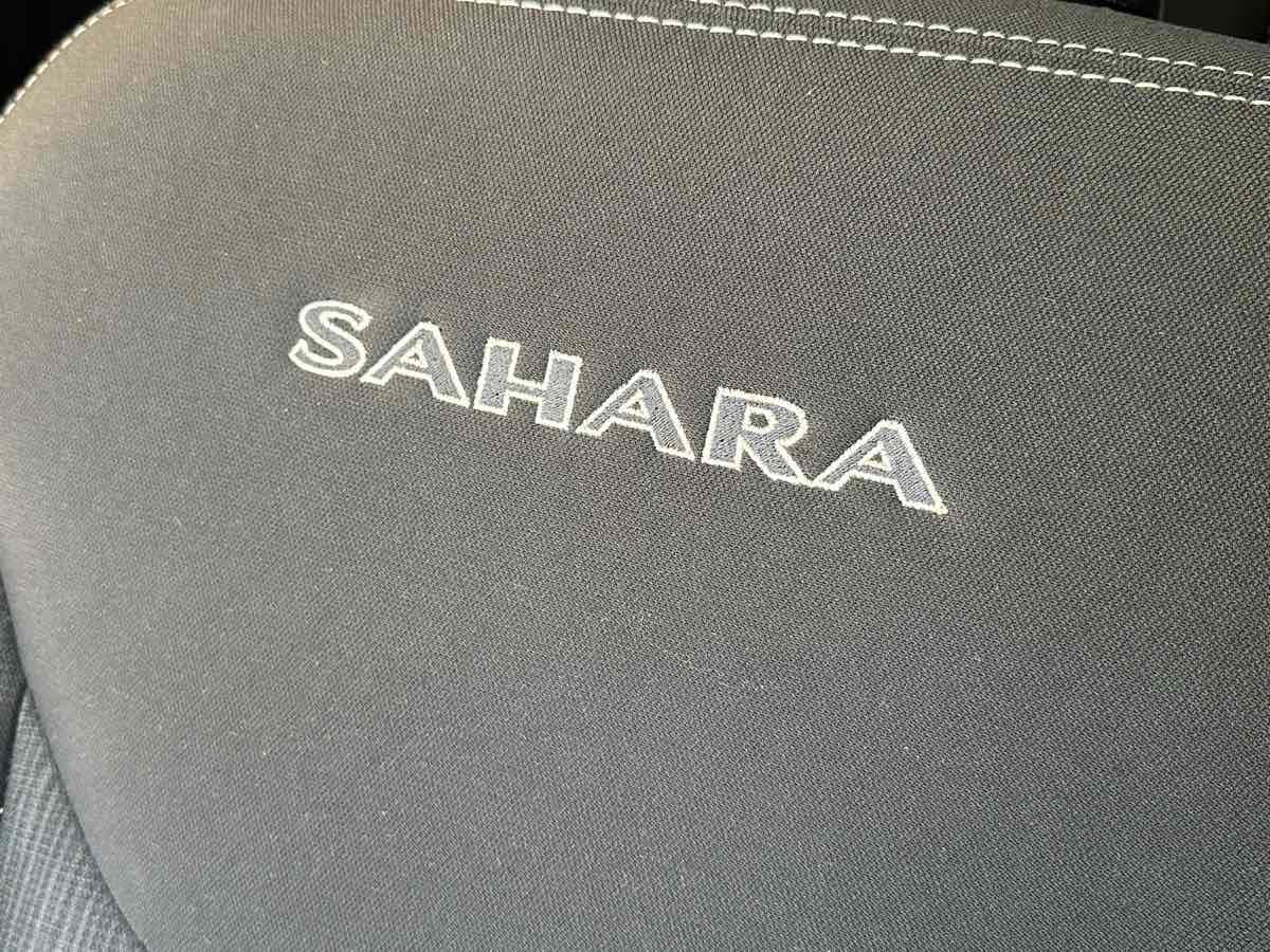 Used 2016 Jeep Wrangler Unlimited Sahara w/ Connectivity Group image 64