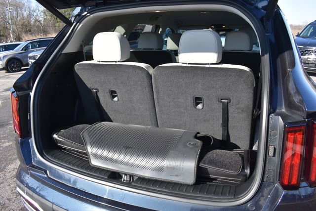 Used 2024 Kia Sorento SX Prestige image 19