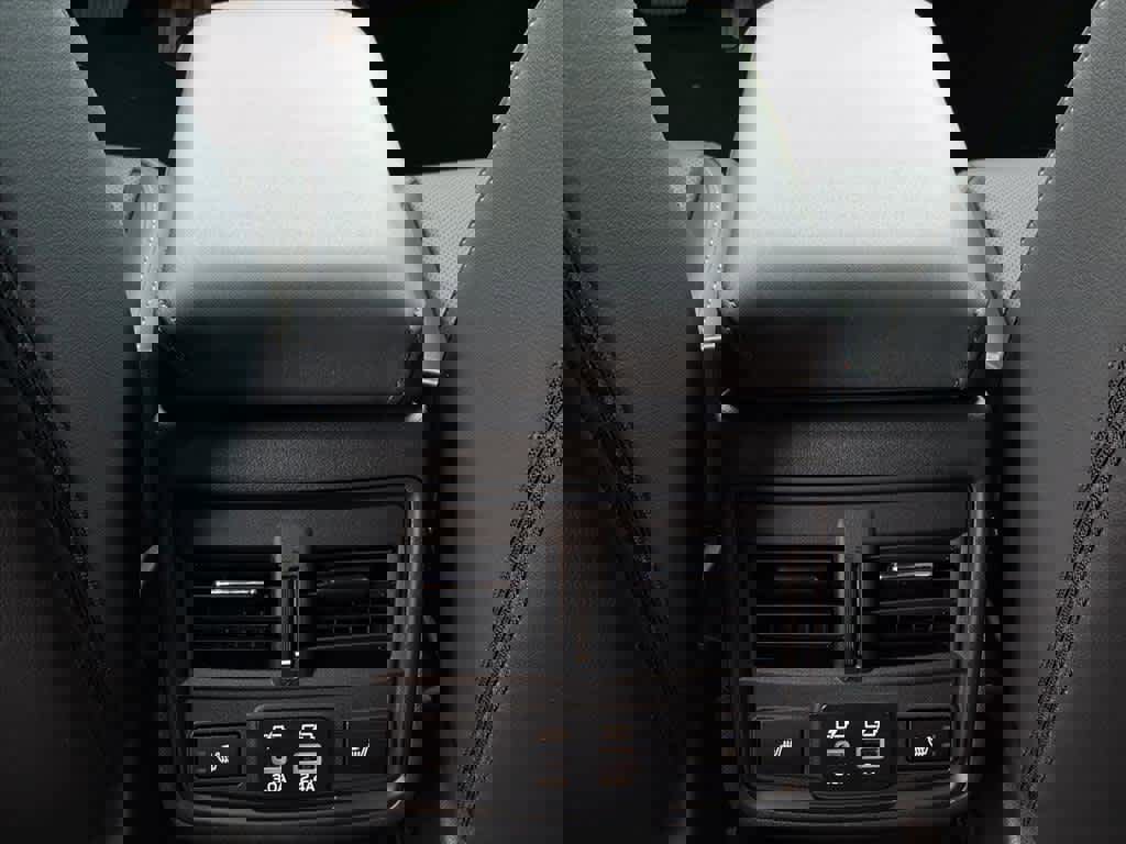 New 2026 Subaru Outback Limited XT image 32