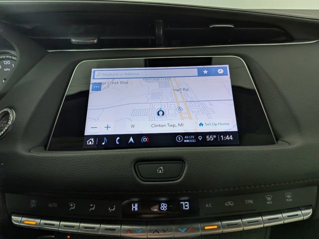 Used 2023 Cadillac XT4 Sport AWD/4WD image 6