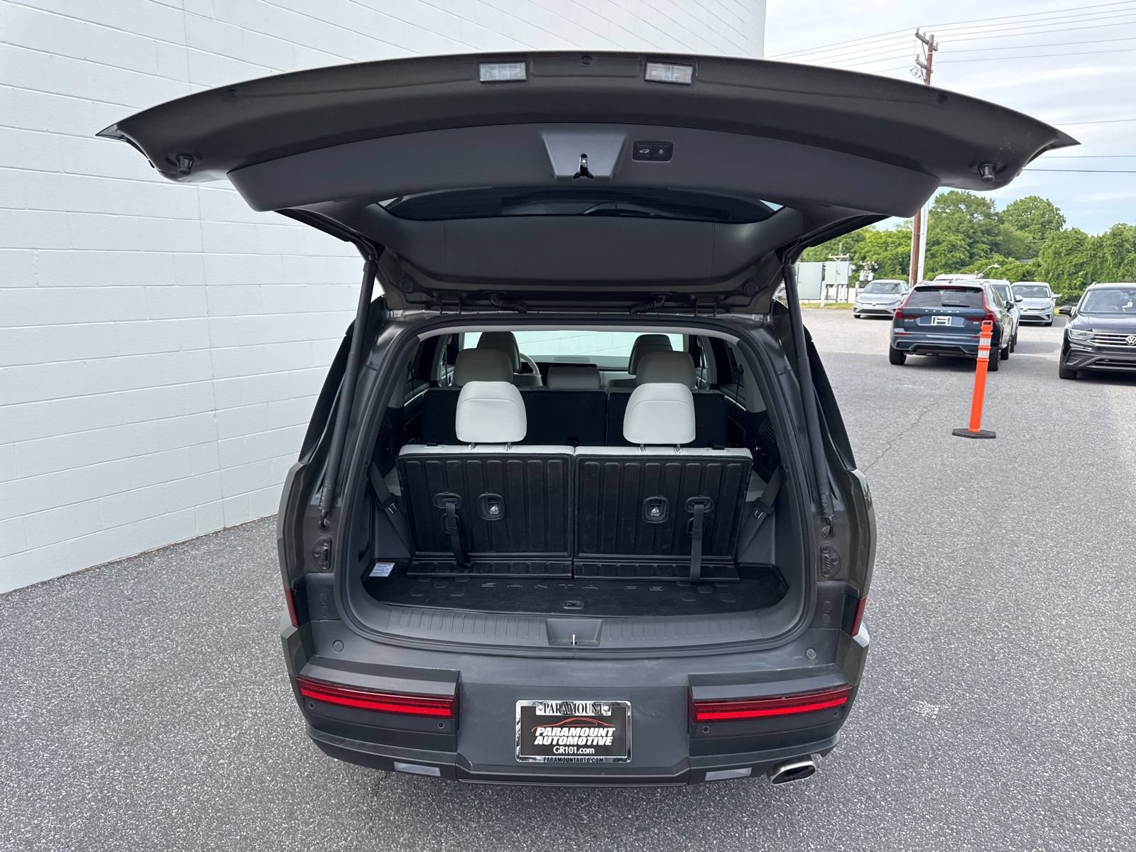 Used 2026 Hyundai Santa Fe SEL AWD/4WD image 13