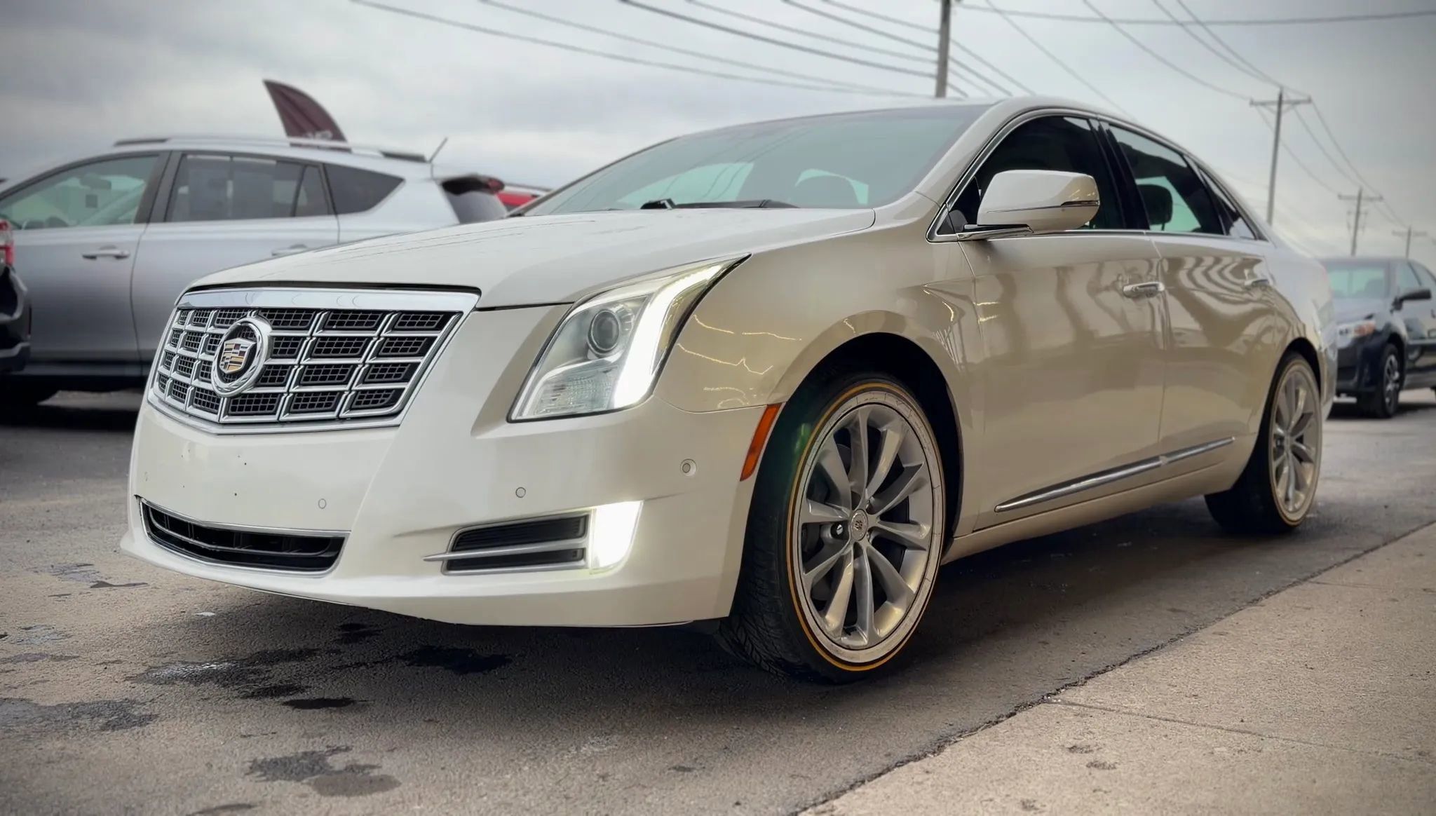 Used 2014 Cadillac XTS Luxury w/ Driver Awareness Package image 5