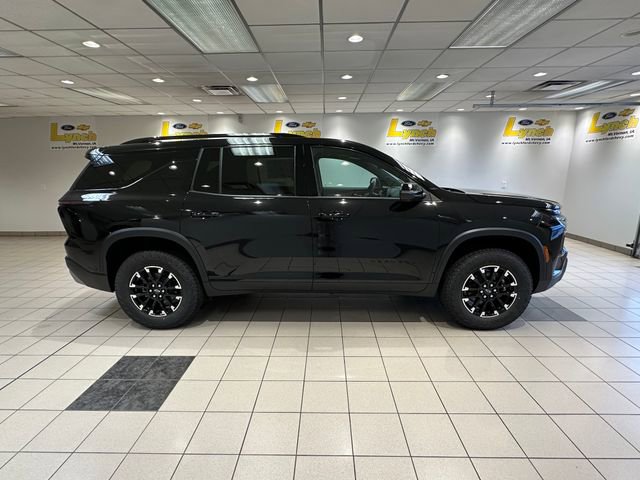 New 2026 Chevrolet Traverse Z71 w/ Enhanced Driving Package AWD/4WD image 3