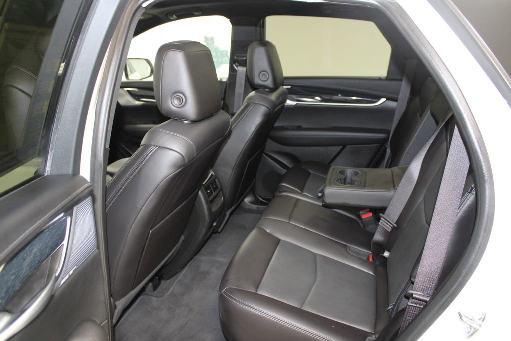 Used 2024 Cadillac XT5 Premium Luxury image 23