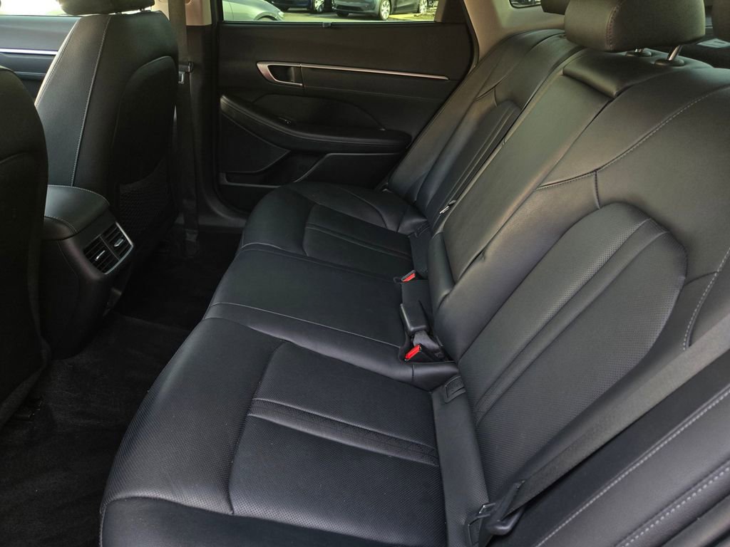 Used 2020 Hyundai Sonata Limited FWD image 13