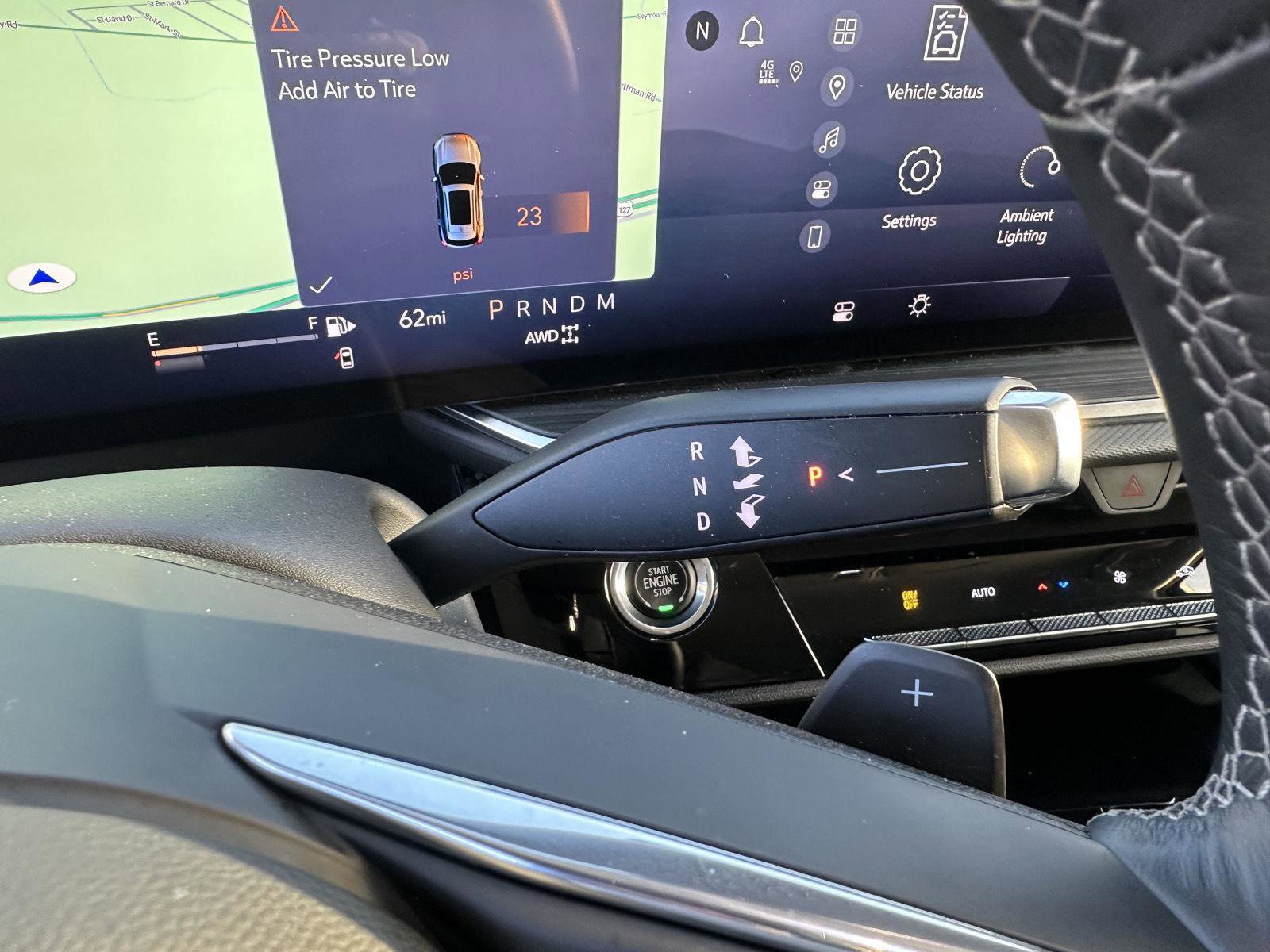 Used 2025 Buick Envision Preferred image 32