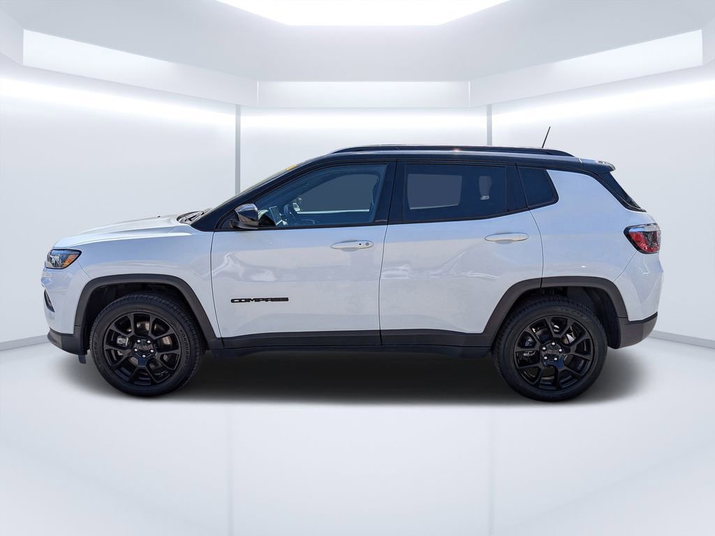 Used 2023 Jeep Compass Altitude image 6