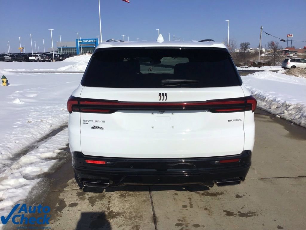 Used 2025 Buick Enclave Sport Touring image 5