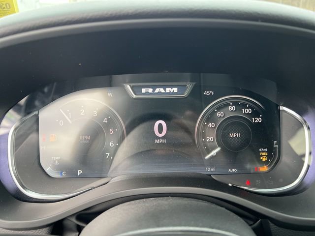 New 2026 RAM 1500 4x4 Crew Cab image 23