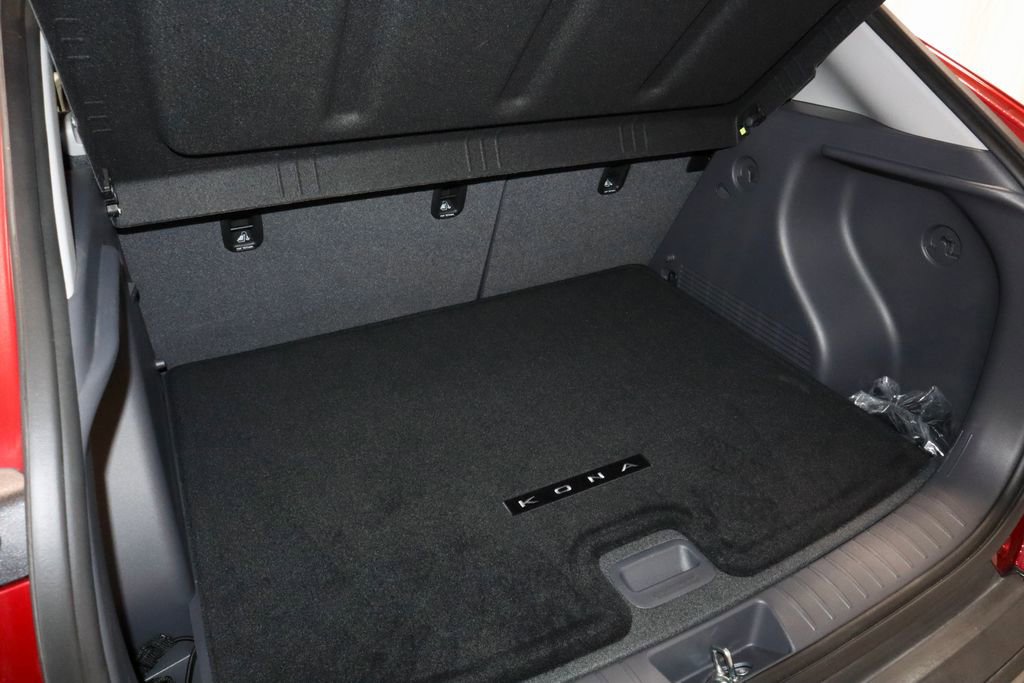 Used 2025 Hyundai Kona SEL FWD image 13