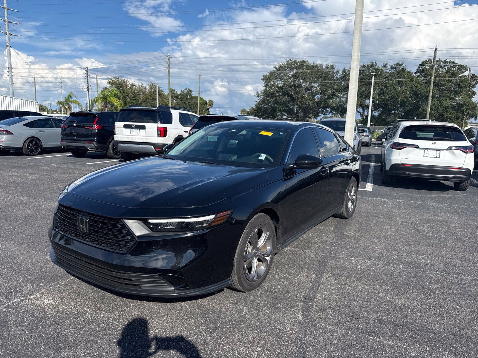 Used 2024 Honda Accord EX image 3