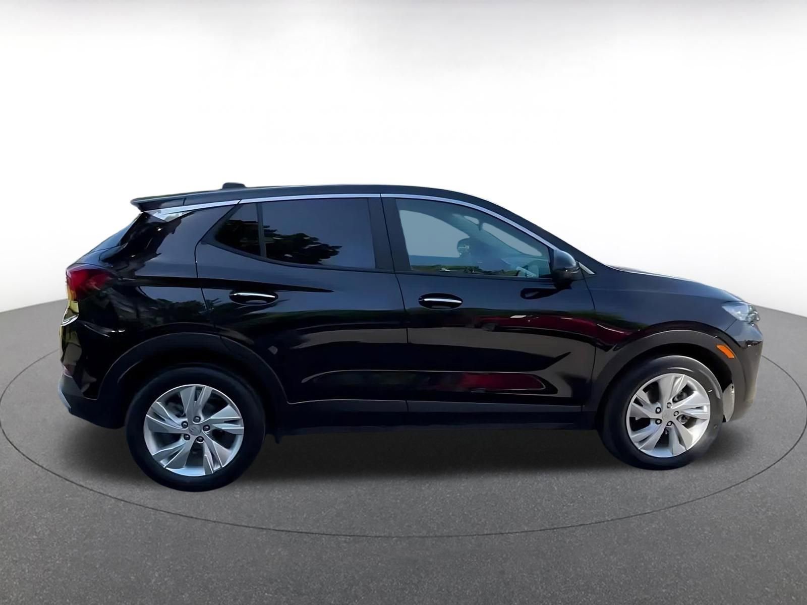 Used 2025 Buick Encore GX Preferred image 16