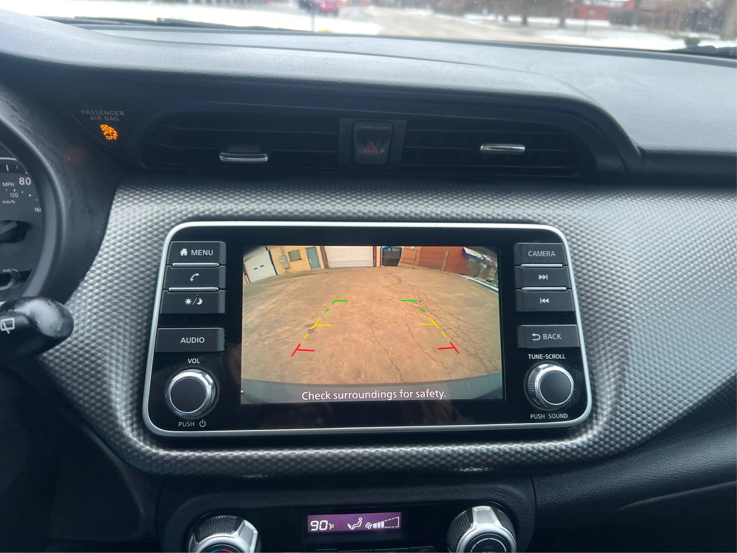 Used 2019 Nissan Kicks SV FWD image 29