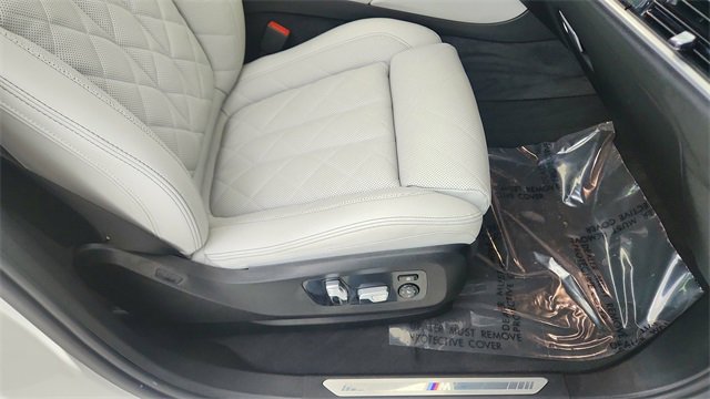 Used 2025 BMW X6 xDrive40i image 24