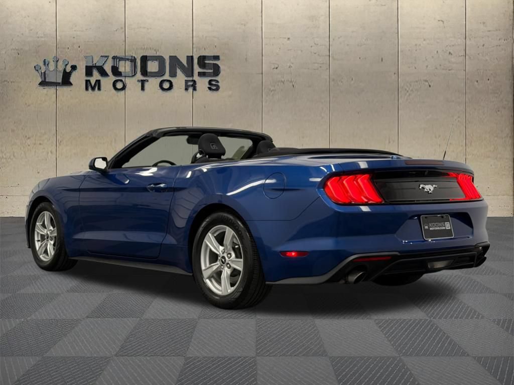 Used 2022 Ford Mustang Convertible RWD image 7