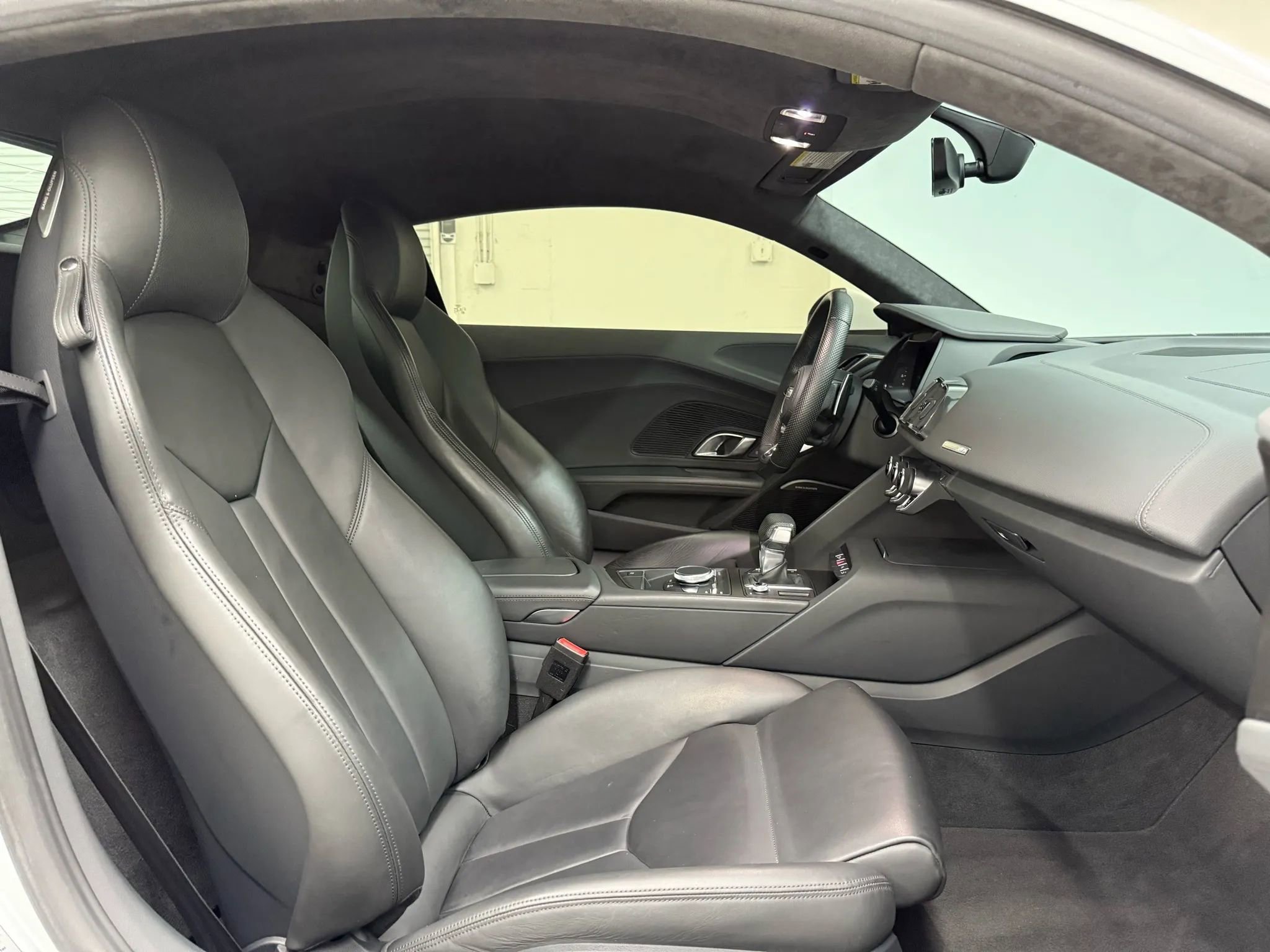 Used 2022 Audi R8 V10 performance image 11