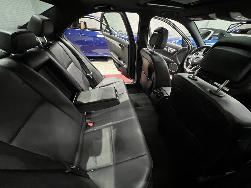 Used 2014 Mercedes-Benz C 300 4MATIC Sedan image 25