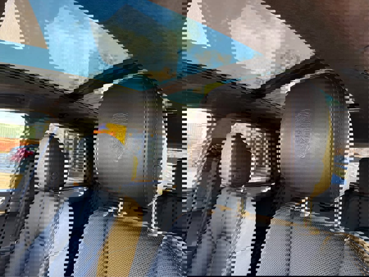 Used 2017 Porsche Macan Turbo image 19